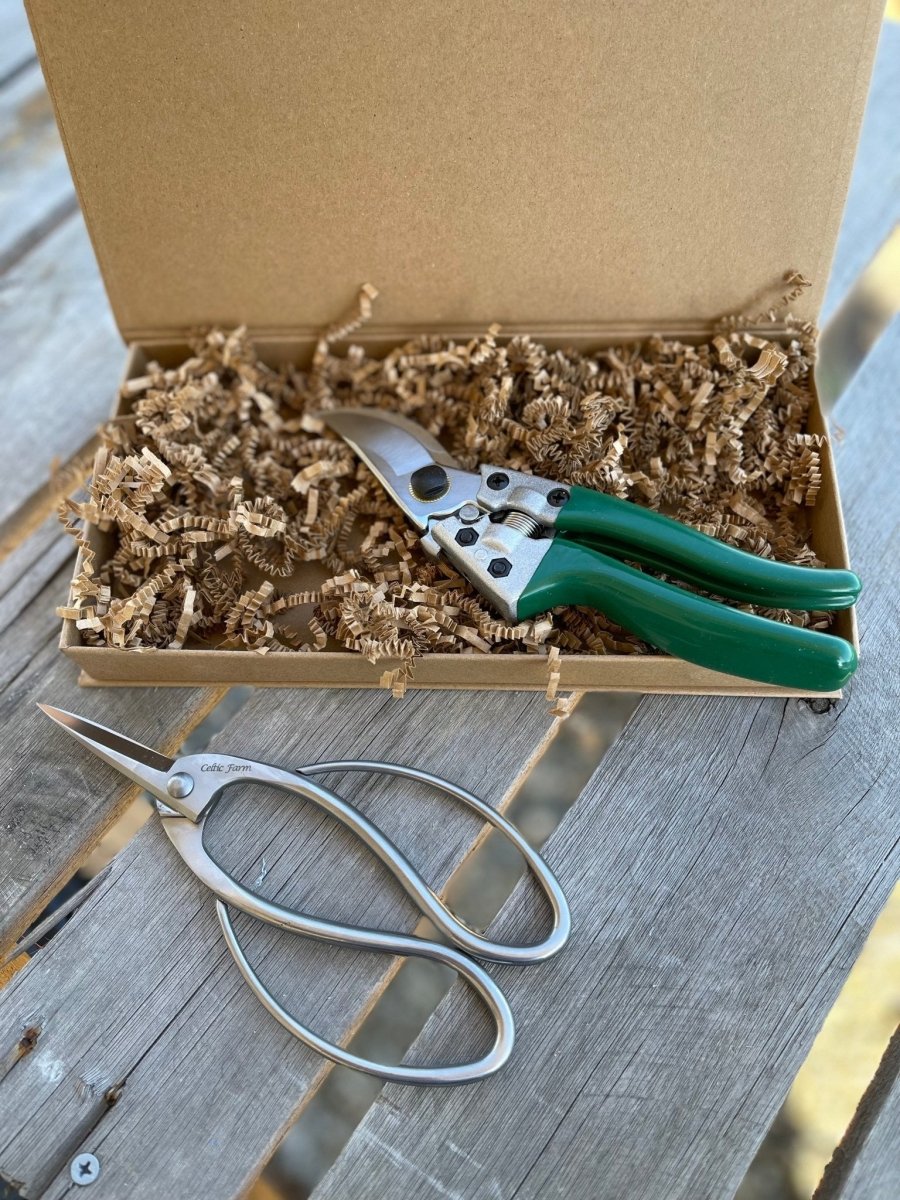 Garden Gift Box - Pruners and Snips - Ed's Plant Shop