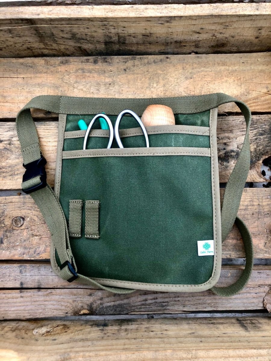Garden Tool Belt - Waxed Canvas for Gardening - Ed's Plant Shop