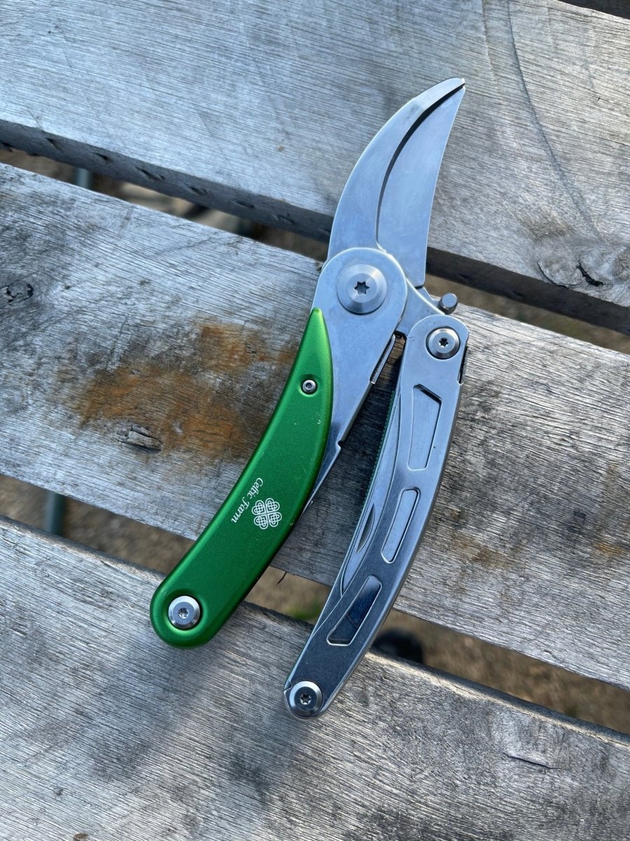 Gardener's Multi - Tool - 4 - In - 1 Garden Tool - Ed's Plant Shop