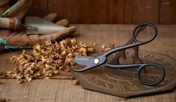 Handcrafted British Garden Pruners – Black Teflon | Whiteley & Sons - Ed's Plant Shop