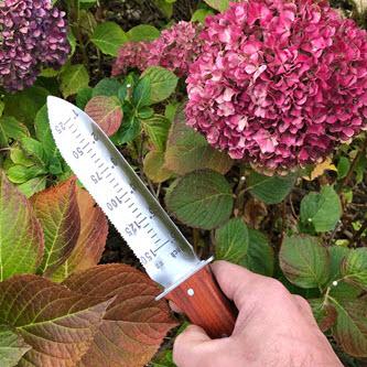 Katana Hori Hori Garden Tool – The Ultimate Gardening Knife - Ed's Plant Shop