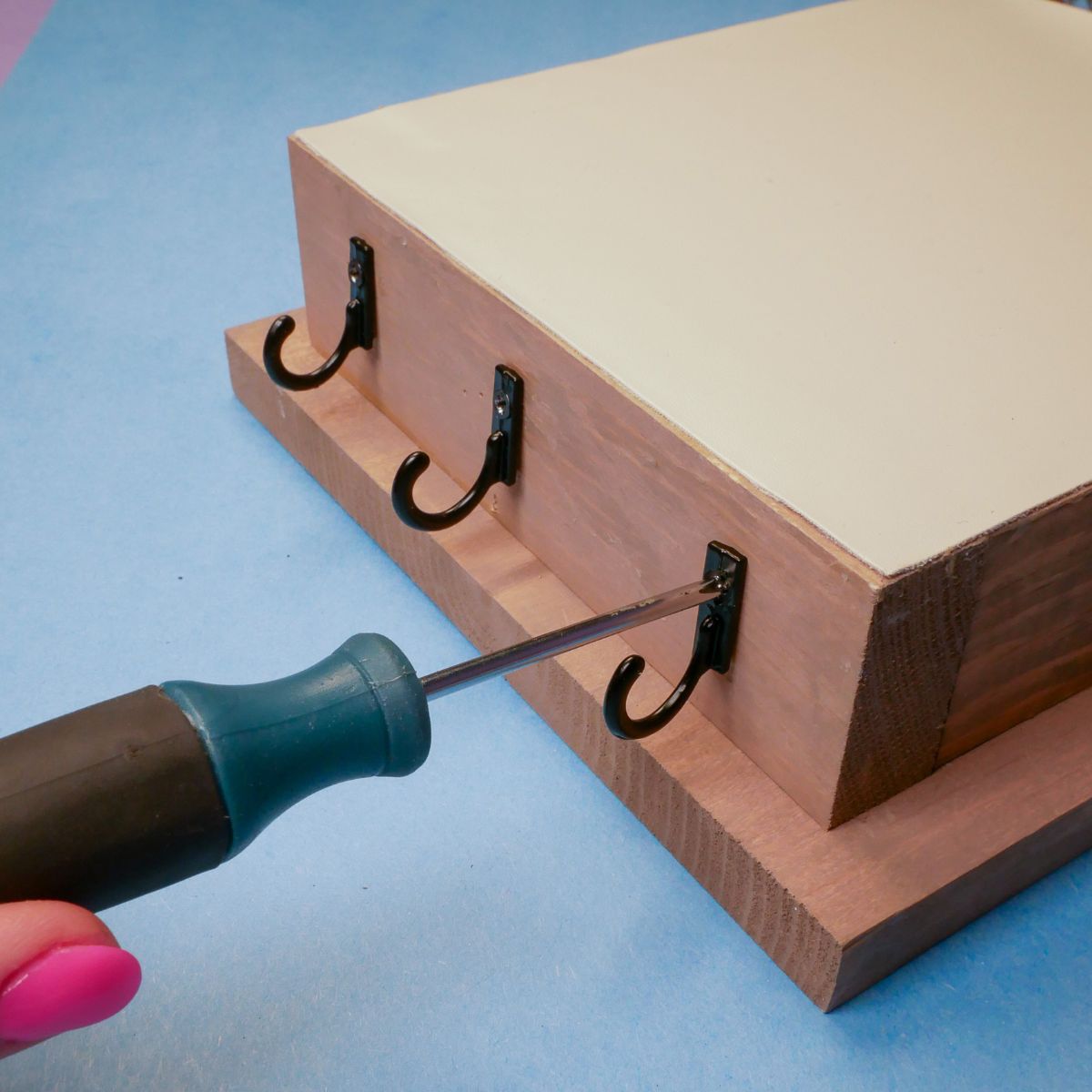 Leather Wood Holder Kit - Ed's Plant Shop