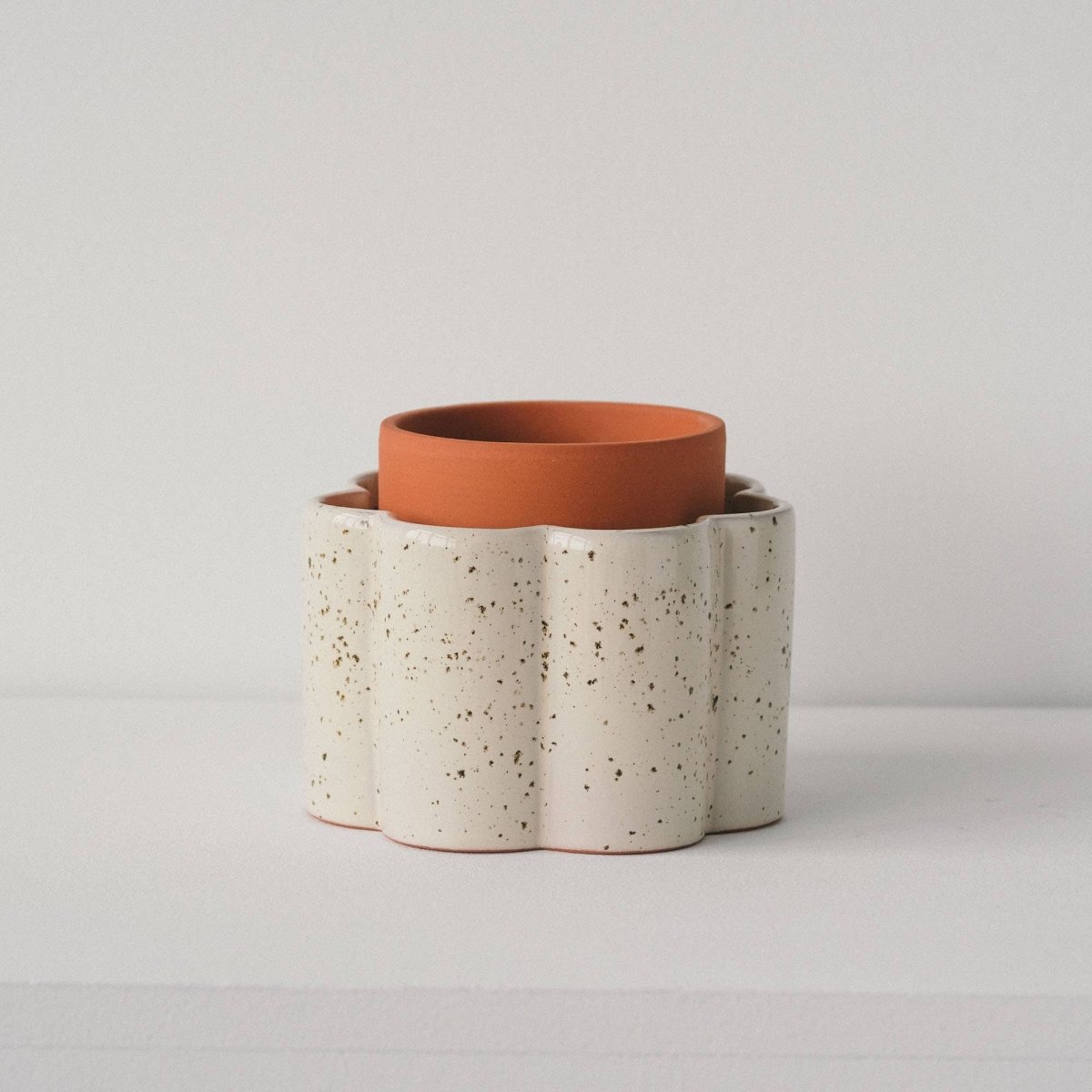 Paula Self - Watering Planter Pot – Speckled White - Ed's Plant Shop