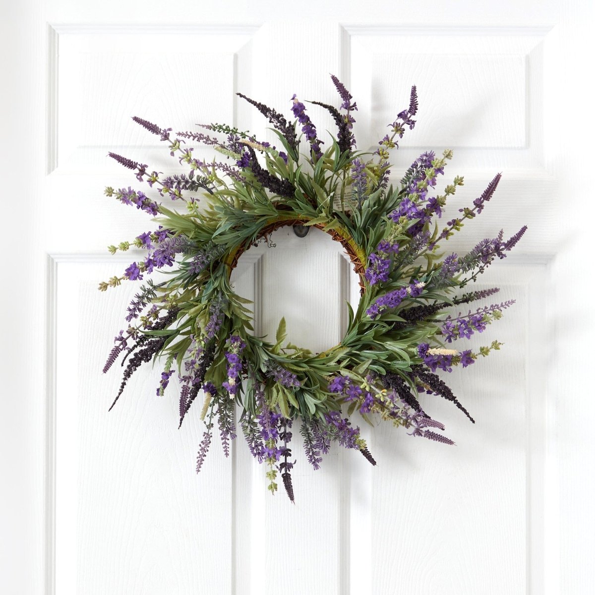 18” Lavender Wreath | Elegant Home Décor - Ed's Plant Shop