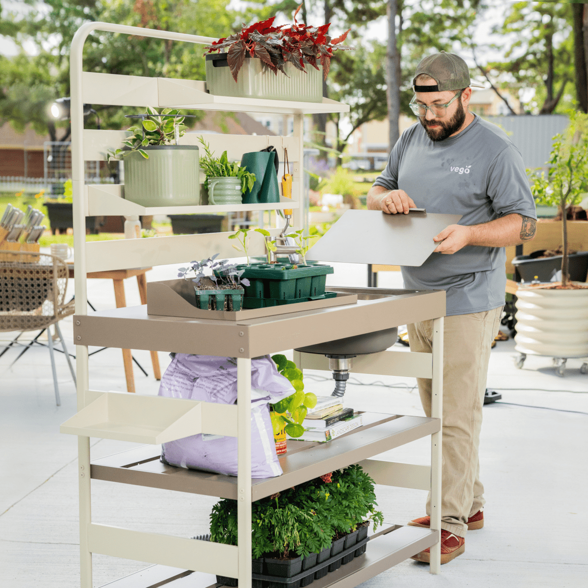 Garden Sink Station - Ed's Plant Shop