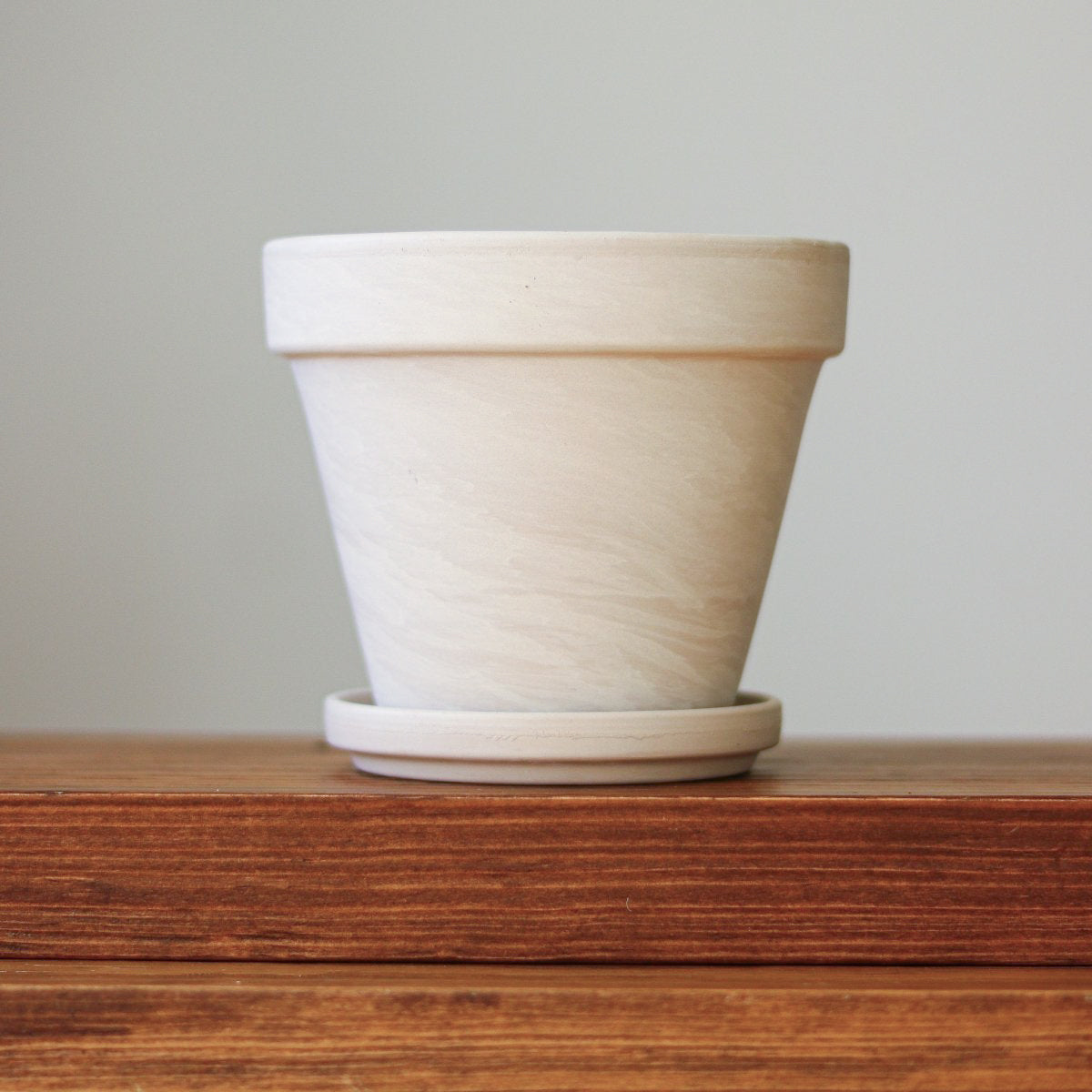 White Terracotta Planter Pot With Water Saucer- Various Sizes