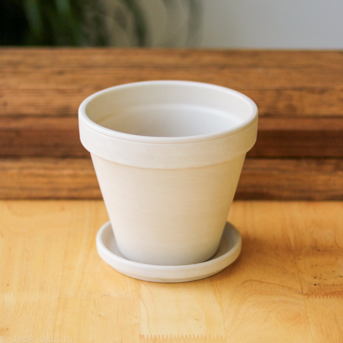 White Terracotta Planter Pot With Water Saucer- Various Sizes