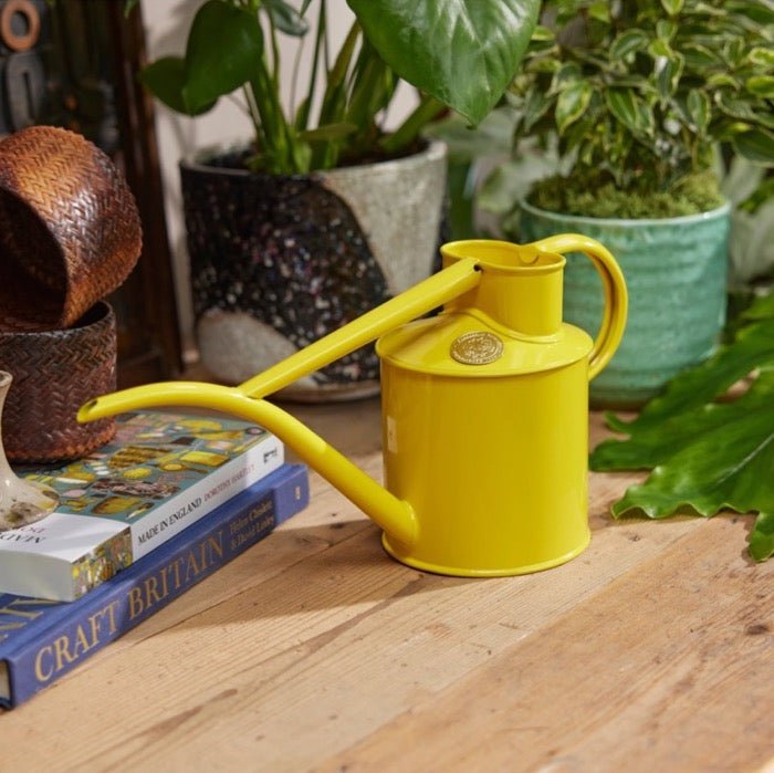 Haws Fazeley Flow Classic Watering Can - Small Indoor Garden Essentials - Ed's Plant Shop