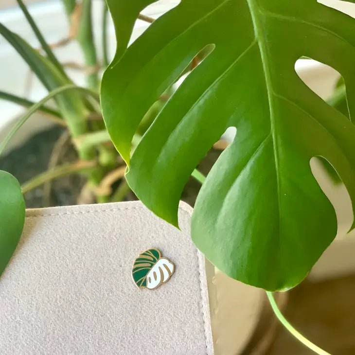 Monstera Leaf Pin - Ed's Plant Shop