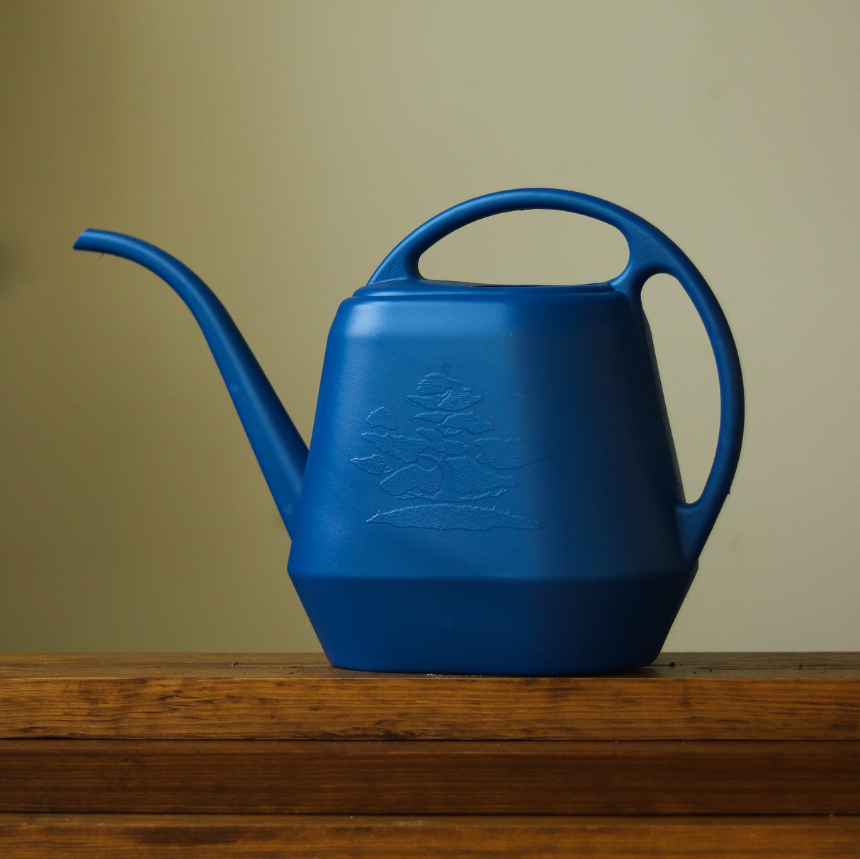 Watering Can Aqua Rite 1.2 Gal. (144 oz) Classic Blue - Ed's Plant Shop